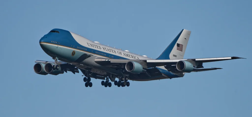 Air Force One VC-25A/92-9000 on final approach into PHL on October 26, 2024.